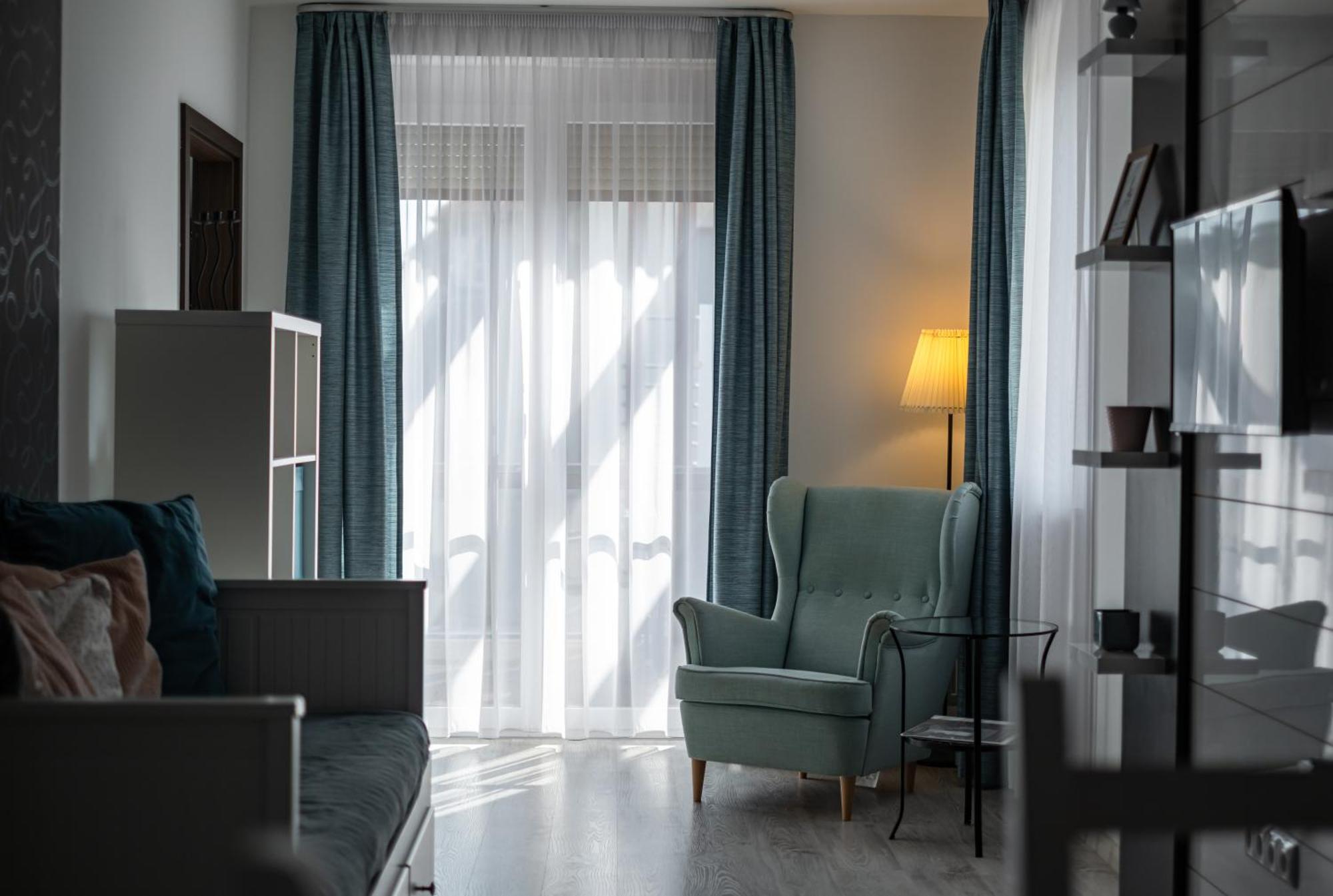 Aranymandula Apartmanok Balatonakali Eksteriør billede