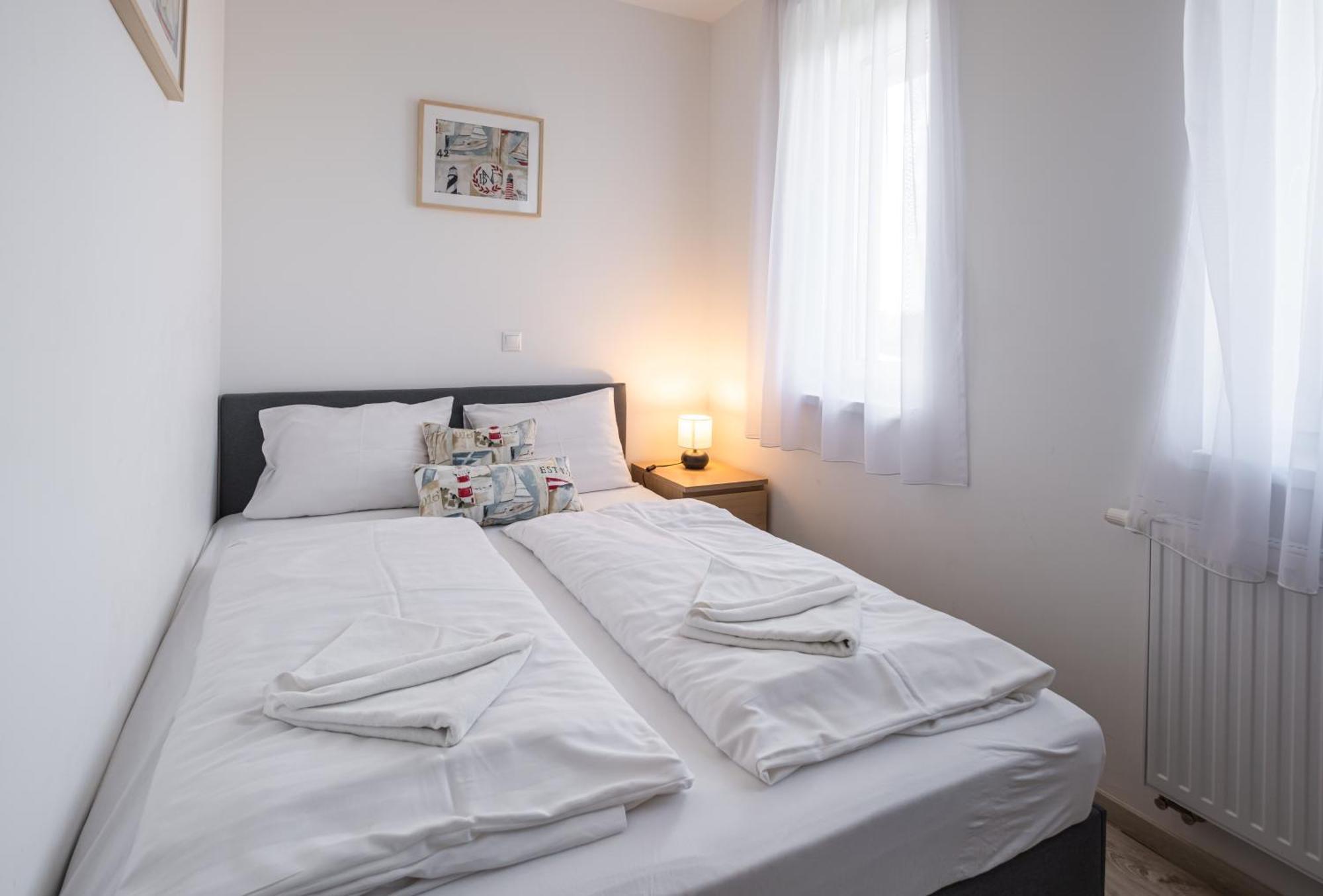 Aranymandula Apartmanok Balatonakali Eksteriør billede