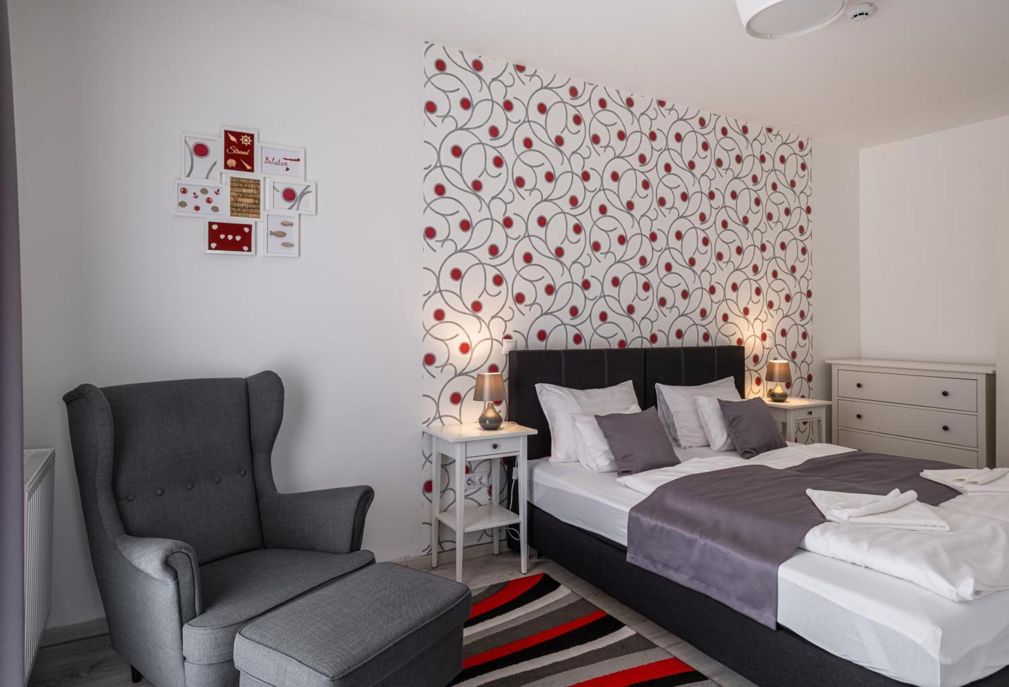 Aranymandula Apartmanok Balatonakali Eksteriør billede